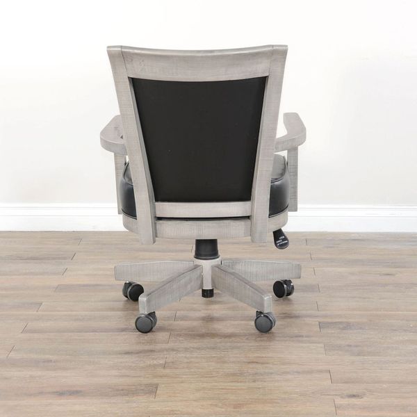 Sunny Designs Game Chair